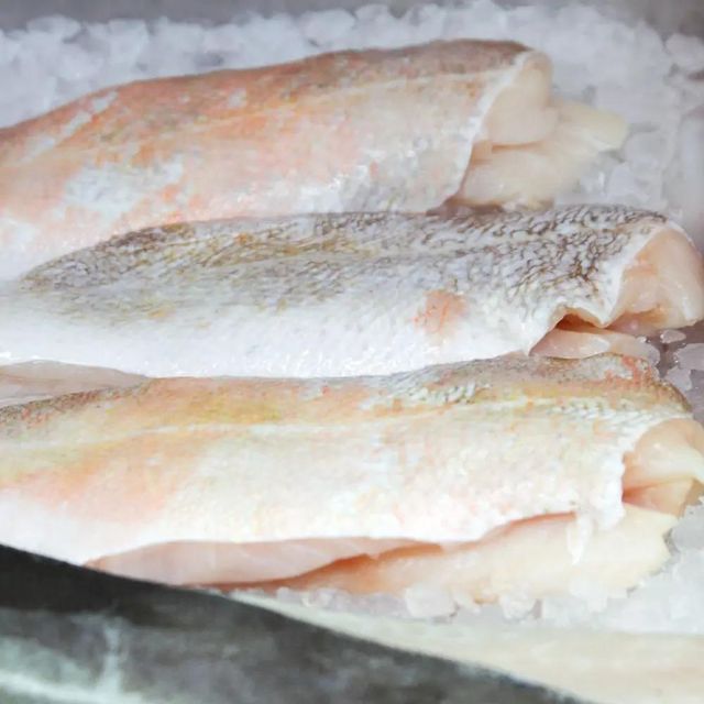 Frozen Redfish Red Drum Whole Fillet Steak Gutted Scaled IQF Seafood Export for Retail Wholesale - Image 4