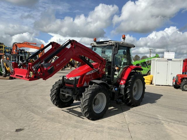 Massey Ferguson 5710S Dyna4 Tractor (ST26213) - Image 3