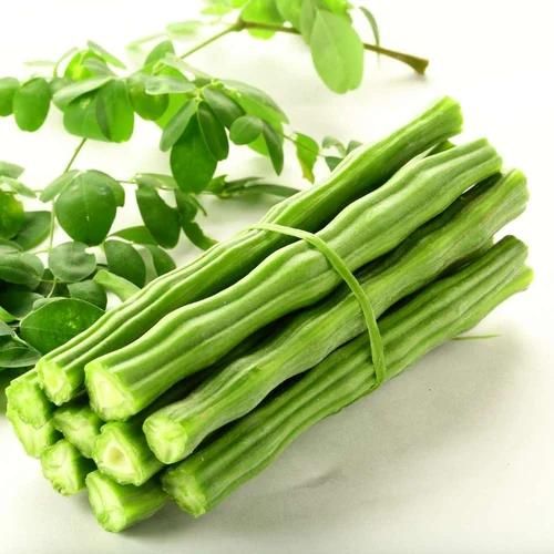 Drumsticks (Moringa Pods) Packaging 25kg-50kg Flavor Mild, Similar To Okra Origin Moringa Tree (moringa Oleifera) Texture Tough Outer Layer, Soft Inner Pulp - Image 2