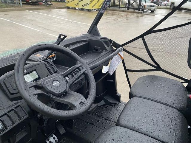 2026 Can-Am® Defender MAX DPS HD7 - Image 2