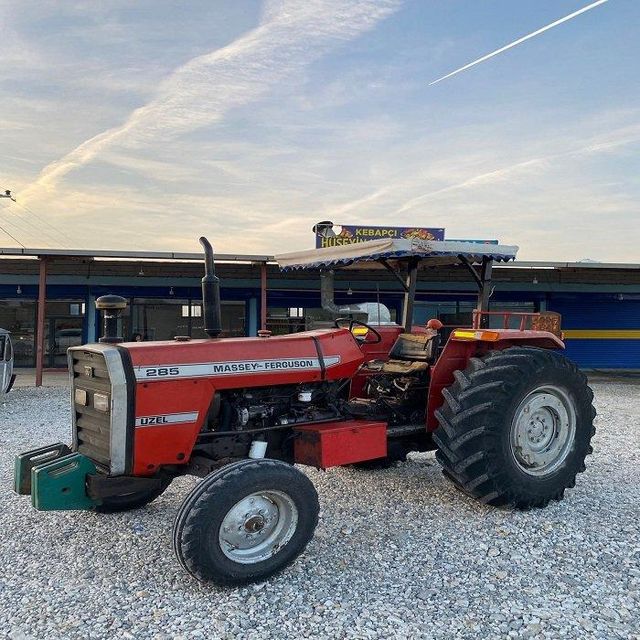 Heavy Duty Massey Ferguson 285 Tractor 4WD Farm Machine For Efficient Agriculture And Strong Field Productivity - Image 5