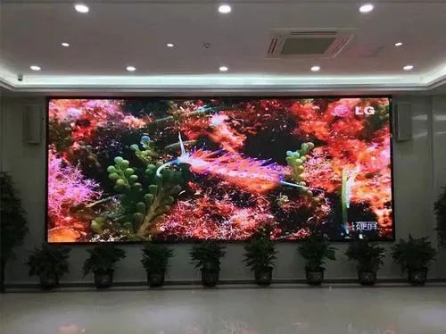Indoor HD Advertising Media P4 SMD Indoor LED TV Display - Image 2