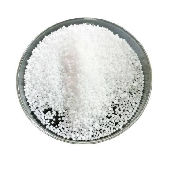 Urea (Nitrogen Fertilizer) Prilled/Granular Urea 46-0-0 is a solid, high-concentration nitrogen fertilizer - Image 3