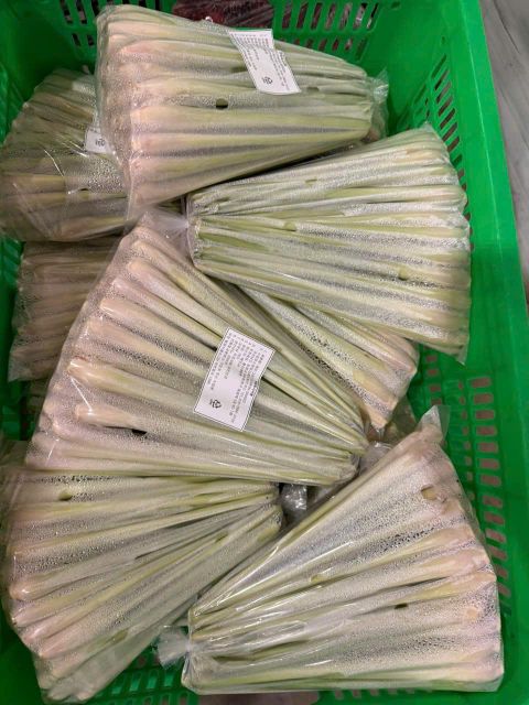 Fresh lemon grass from Vietnam Grade A Port Ho Chi MInh Type fresh lemon grass Place of Origin Viet Nam Certification ISO, VIETGAP - Image 4