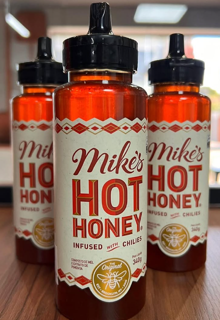 MOST POPULAR MIKE’S HOT HONEY THE ORIGINAL MIKE'S HOT HONEY– 340g (Infused with Chilies) - Image 3