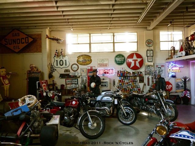 Bike Showroom Interiors What Do You Want To Get Designed Home , Retail Shop, Restaurant, Office Space Preferred Features Needed Lighting , Flooring/Tiling, Accessories/Decor, Furniture Design, False Ceiling, Paint/Colour - Image 9