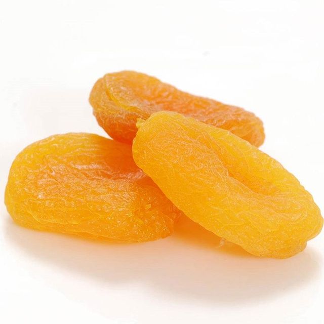 Top Quality Dried Apricots Fresh Handpicked Dried Apricots Sweet And Moist Ideal For Export And Trading - Image 4
