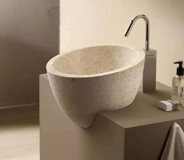 Marble Table Top Wash Basin Shape Round Material Marble Design Type Designer Country of Origin Made in India Wash Basin Type Table Top - Image 1