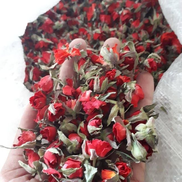 Rose Flower, Petals, Buds, Damask rose Origin Asia Primary Use Tea Flavor Type Floral Aromatic Use Potpourri Tertiary Use Spice Blend - Image 4