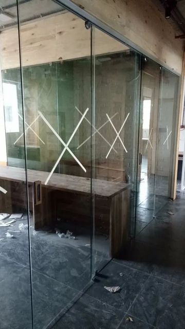 Glass Partition Works Height 7 Feet Features good Material Glass Site Location Hyderabad Type of Glass Clear Glass Partition Type Fixed - Image 3