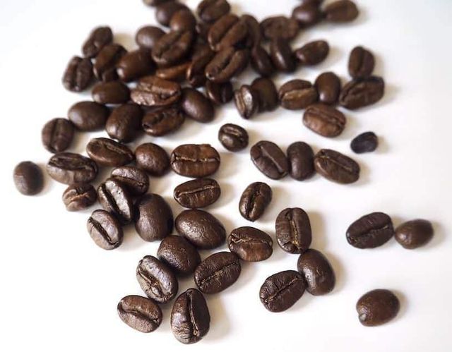 Buy Organic Whole Grain and Enriched Taste Best Flavored Raw PB Grade Arabica Coffee Beans for Export Selling - Image 3