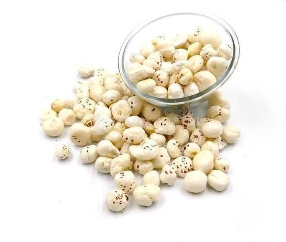 foxnut (makhana) Texture Crunchy Glycemic Index Low Fiber Content High Caloric Content Low Shelf Life 9-12 Months Source Direct From Farm - Image 3