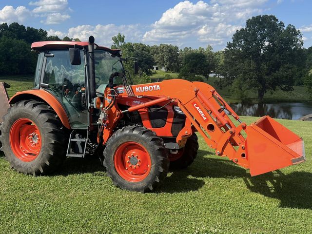 Kubota M5 091 Tractor 4WD High Performance Diesel Engine With Front Loader Powerful Farm Machine - Image 2
