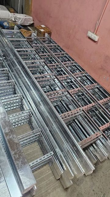 Gi Ladder Type Cable Tray Thickness 2.5 mm Tray Width 150 mm Tray Length 2500 mm Side Rail Height 50 mm Cable Management - Image 1