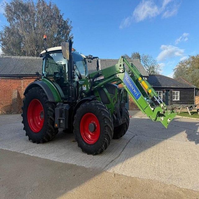 Fendt 516 Tractor 90HP Diesel Engine 4WD Agricultural Machinery Heavy Duty Pump Plowing Harvesting Mini Farm - Image 4