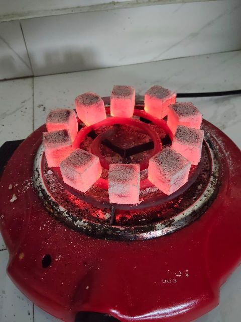 Premium Coconut Charcoal Briquette, 25mm Cube – Shisha Grade – product photo 3, product detail gallery