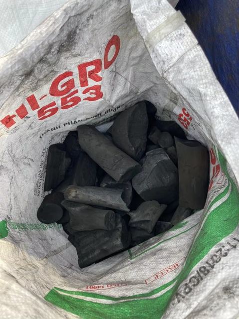 Hardwood Charcoal For Foundry Heating And Thermal Processing Offering Strong Combustion Efficiency And Clean Operation - Image 1