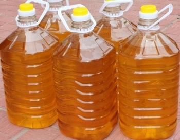 Used vegetable cooking oil (UCO) for sale Origin tanzania Features Organic Iodine Value 120 Density 920 Kg/m3 Melting Point 13.75 C - Image 3