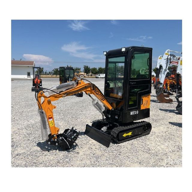 HT10 Mini Excavator - Image 5