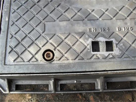 Square Manhole Cover and Frame, B125 Shape Square Origin China Standard En124 Surface Non-Slip HS Code 73251090 Trademark - Image 2