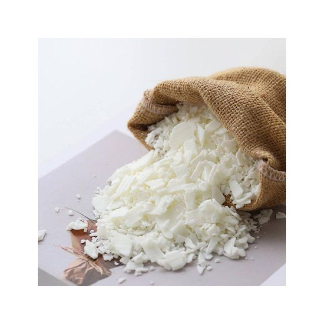 Large-scale candle wax batches arranged for wholesale distribution - Image 4