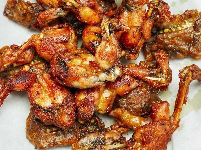 BEST SELLER! Frozen Frog Legs IQF High quality packing 1kg Shape Piece Weight 10kgs Style Frozen Origin Vietnam Part Body, - Image 4