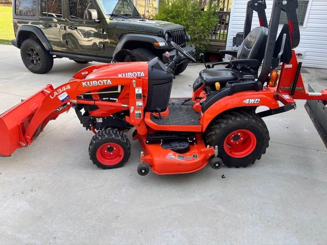 Kubota BX2680 Wheel Tractor with Mower and Front Loader 25/30/50 HP Engine and Gear Core Components - Image 3