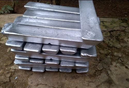 BUY ALUMINUM INGOTS High Purity & Fast Delivery Form BARS Type INGOTS Grade 99.99 Packaging 1000 KG BAGS Place of Origin - Image 3