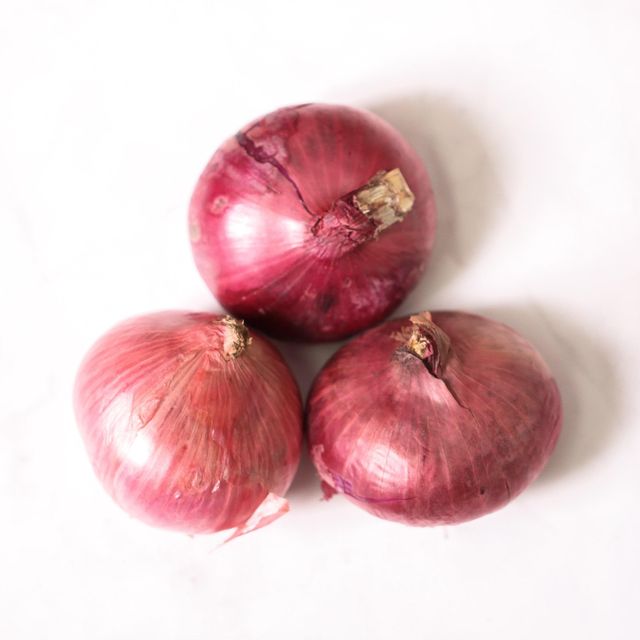 Superior Fresh Onion Firm Bulbs With Excellent Taste And Long Lasting Freshness - Image 2