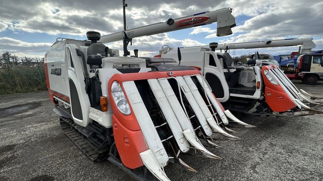 High Performance Kubota Combine Harvester Cabin (2350 L) Agricultural Machinery Harvester Wheat Cutter Machine - Image 2