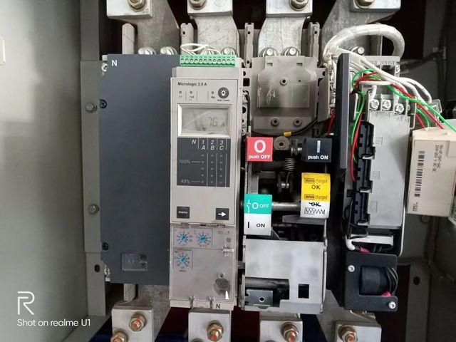 Acb Vcb Services, 11 kv Material Plastic Frequency Yearly Rated Voltage 11 kv Service Mode Offline Circuit Breaker Type - Image 1