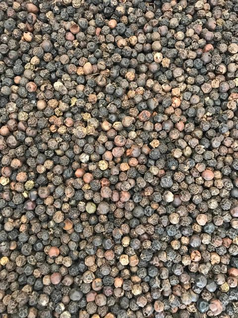Whole Black Pepper Raw Dried Spice 500g 550g Strong Aroma Perfect For Grinding Fresh Seasoning And Culinary Use - Image 5