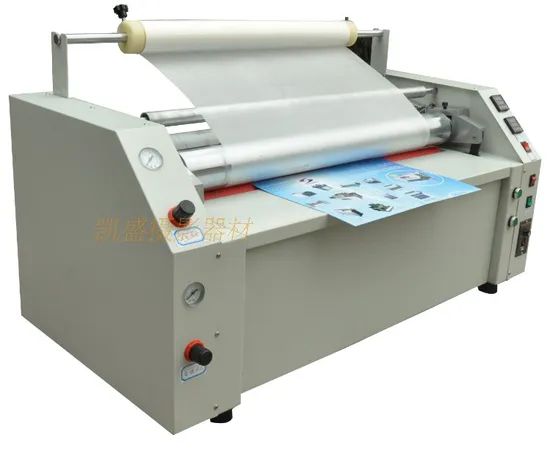 Hot Film Thermal Laminating Machine with Pattern Size 25inches Model NO. KS-FM650 Specification CE SGS Driven Type - Image 3