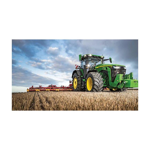 Reliable John Deere Tractor equipped with advanced farming technology - Image 4