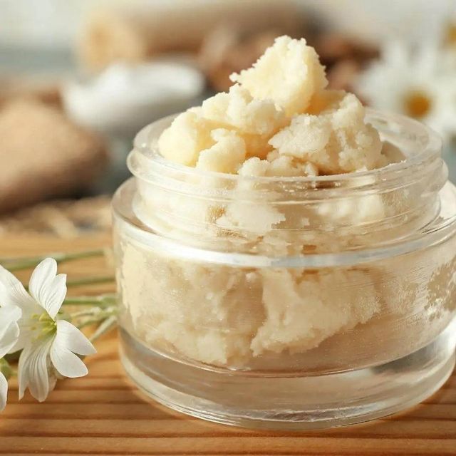 Premium Quality Shea Butter Natural Moisturizing Butter for Skincare Haircare and Soap Manufacturing - Image 2