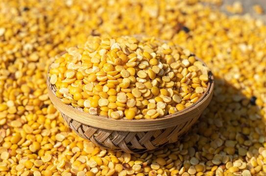 Red Gram Pigeon Pea  Red Lentil Toor  Toor Dal  Tuvar  Tuvar Dal  Tur  Arhar  Arhar Dal - Image 4