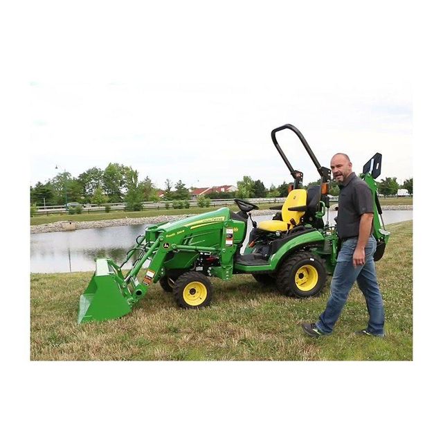 Factory Price 2025R Compact Tractor Bulk Sale Durable Farming Equipment Available - Image 4