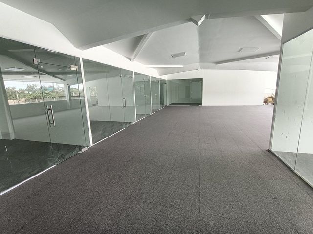 Commercial Interior Designer - Image 3