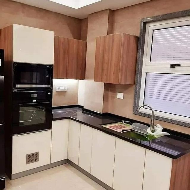 Classical Wooden Modular Kitchen Interior Material Wooden Hardware Brand Ebco Appearance Classical Mount Type Wall - Image 4