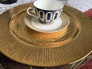 Elegant Round/Square Gilded Embossed Pattern Decorative Tableware with Wholesale Price - Image 5