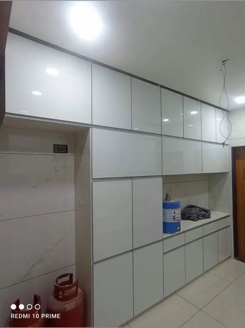 L-Shape Aluminium Glass Kitchen 10 20 Appearance Modern Material Aluminium Finish Type Polished Kitchen Design L-Shape Colour Red, Yellow, Blue, Natural, White, Purple, - Image 5