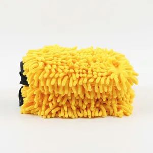 Extra Large Scratch Free Microfiber Chenille Car Wash Mitt - Image 1