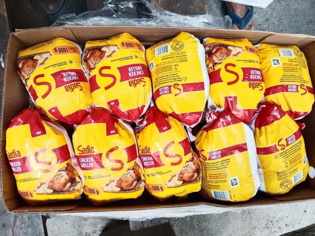 Healthy Fresh Frozen Halal Brazil Chicken 1000g,1100g Whole Chicken Perfect For Grilling And Roasting For Sale - Image 4