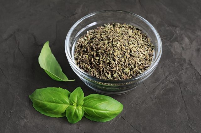 Dried Basil - Image 1