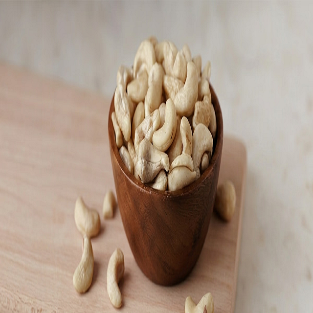 Quality Raw Cashew Nuts Bulk Pack Dried Fruits Prices Offered Origin 2 Year Shelf Life - Image 5