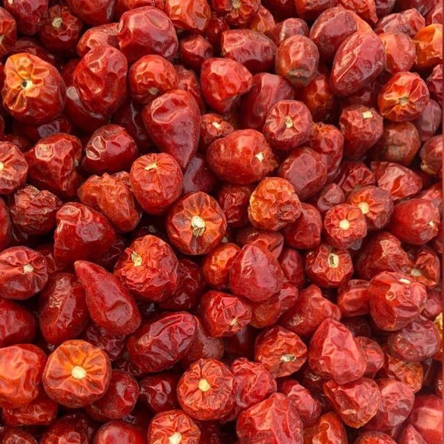 Whole Dried Red Chilli - Image 2