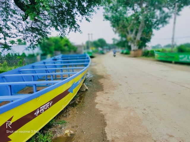 Petrol Steel Water Boat Power Source Petrol Fuel Type Availability Petrol And - Image 1