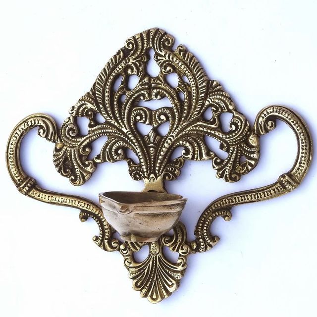 Decorative Brass Handicrafts Finish Antique Material Brass Theme Traditional Craft Type Artefact Appearance Handcrafted Craft Technique Hand - Image 3