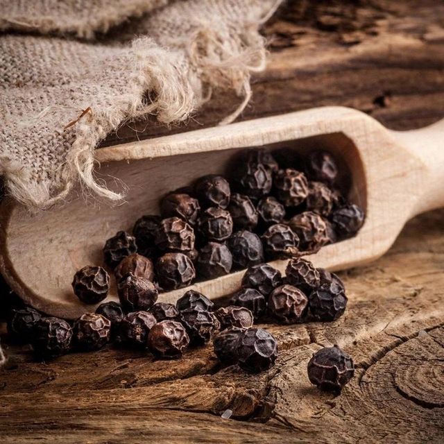 Premium Whole Black Pepper Bulk Supply For Global Buyers Seeking Strong Aroma Rich Flavor With Export Quality Black Pepper - Image 3