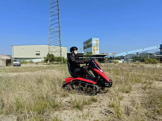 72V Lithium Battery Electric ATV with Track - Image 5
